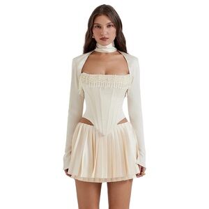 House of CB Emira Pleat Miniskirt Size: L